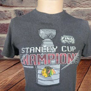 Chicago Blackhawks Womens Small Stanley Cup Champions 2005 Reebok Gray T…